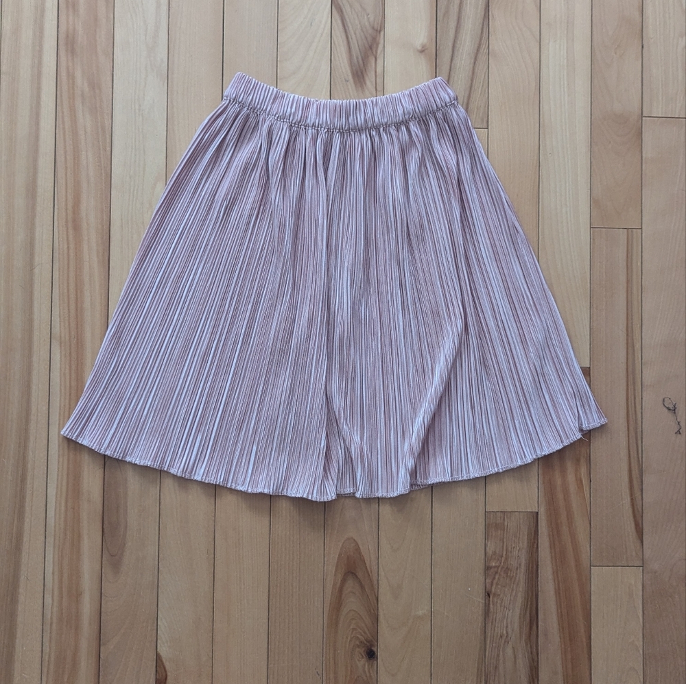 3/15$ Elegant Pink Striped Skirt